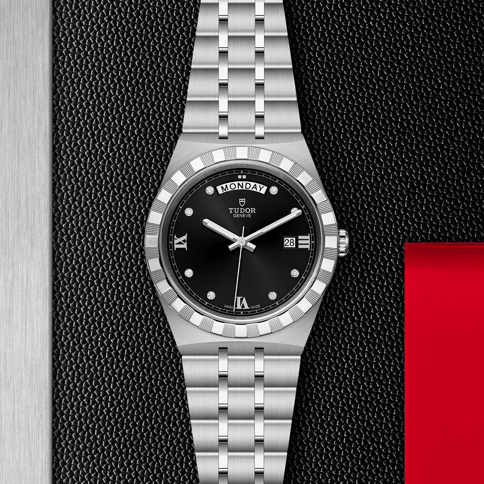 Tudor Royal M28600-0004 | 41mm Automatic Watch | Black Dial & Steel Bracelet - Image 4