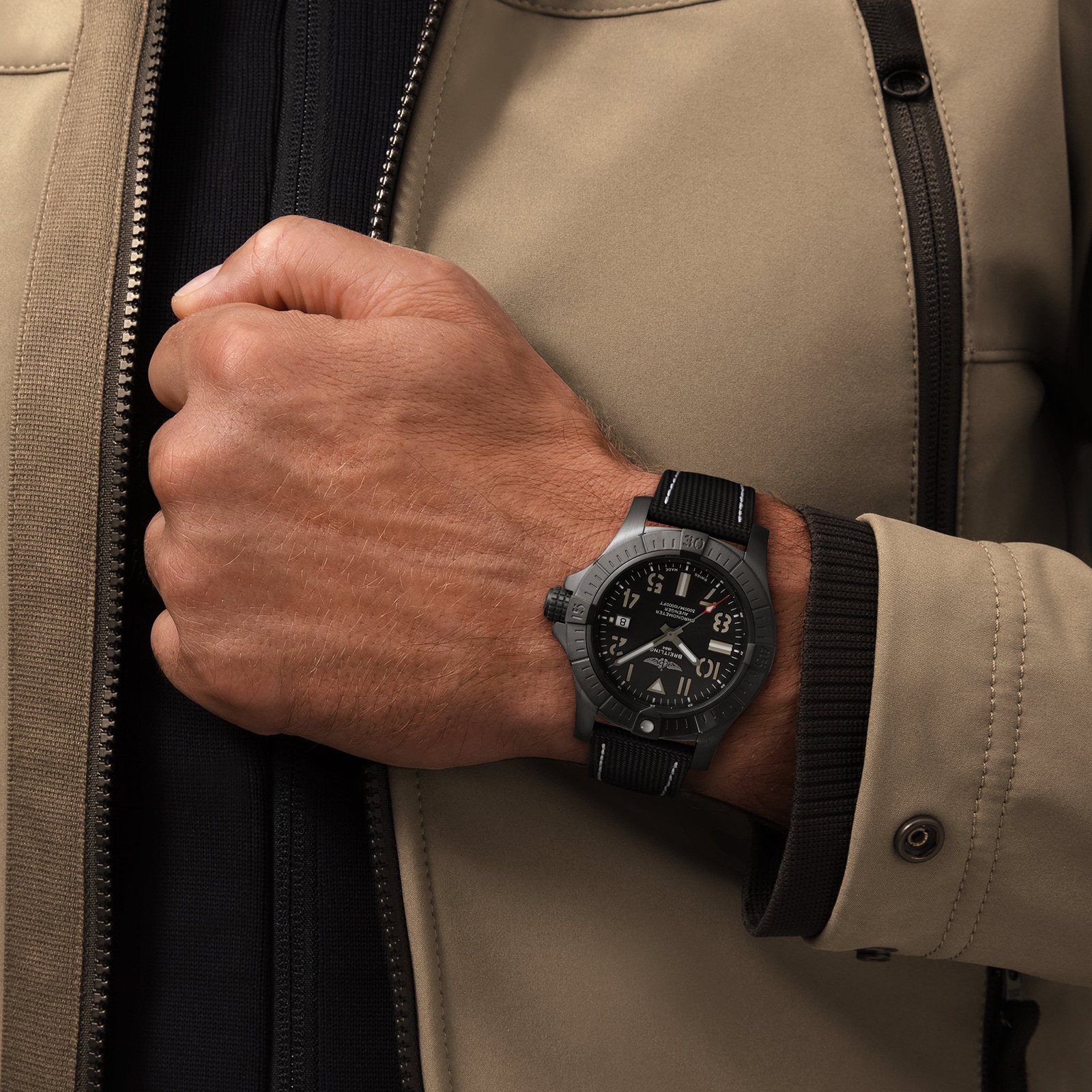 Breitling Avenger Titanium DLC Automatic Black Watch - 45mm - Image 4
