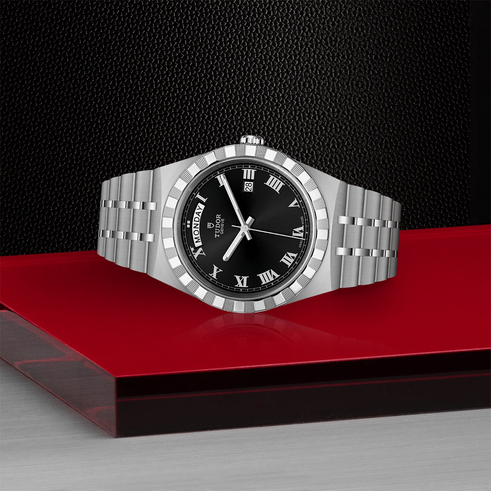 Tudor Royal M28600-0003 Automatic Watch - 41mm Black Dial | Stainless Steel - Image 4