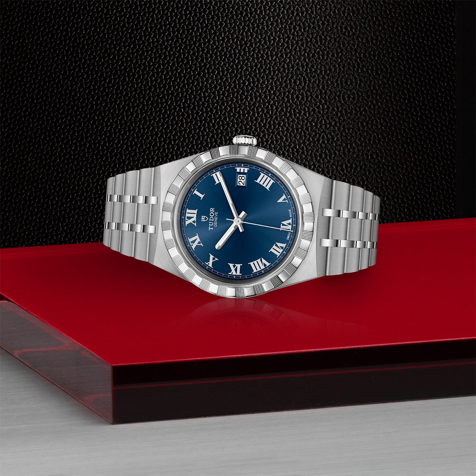 Tudor Royal M28500-0005 Automatic Watch - 38mm Blue Dial | Stainless Steel - Image 4