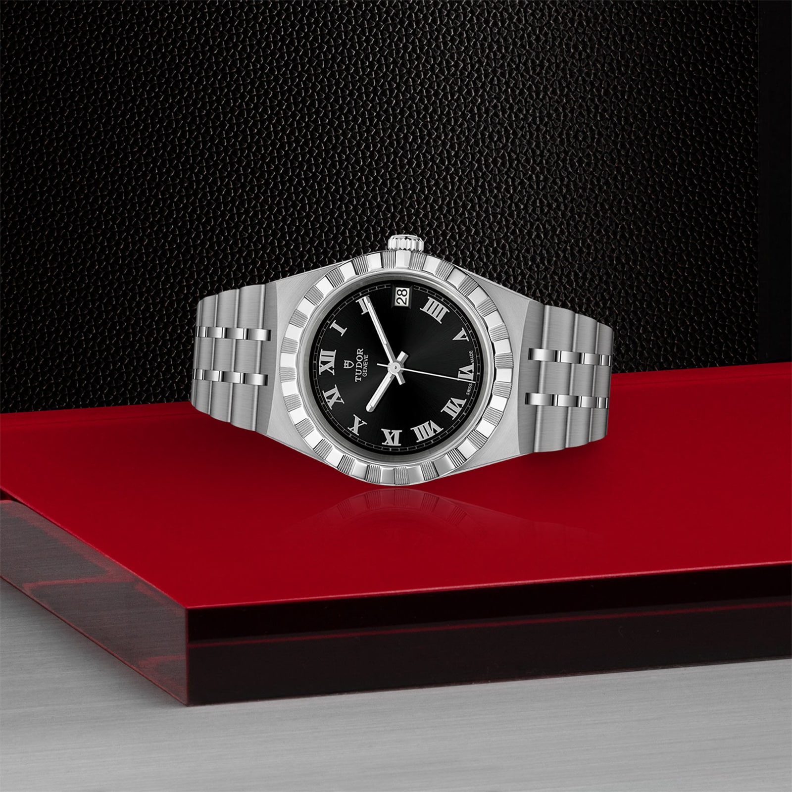 Tudor Royal M28400-0003 Automatic Watch - 34mm Black Dial | Stainless Steel - Image 4