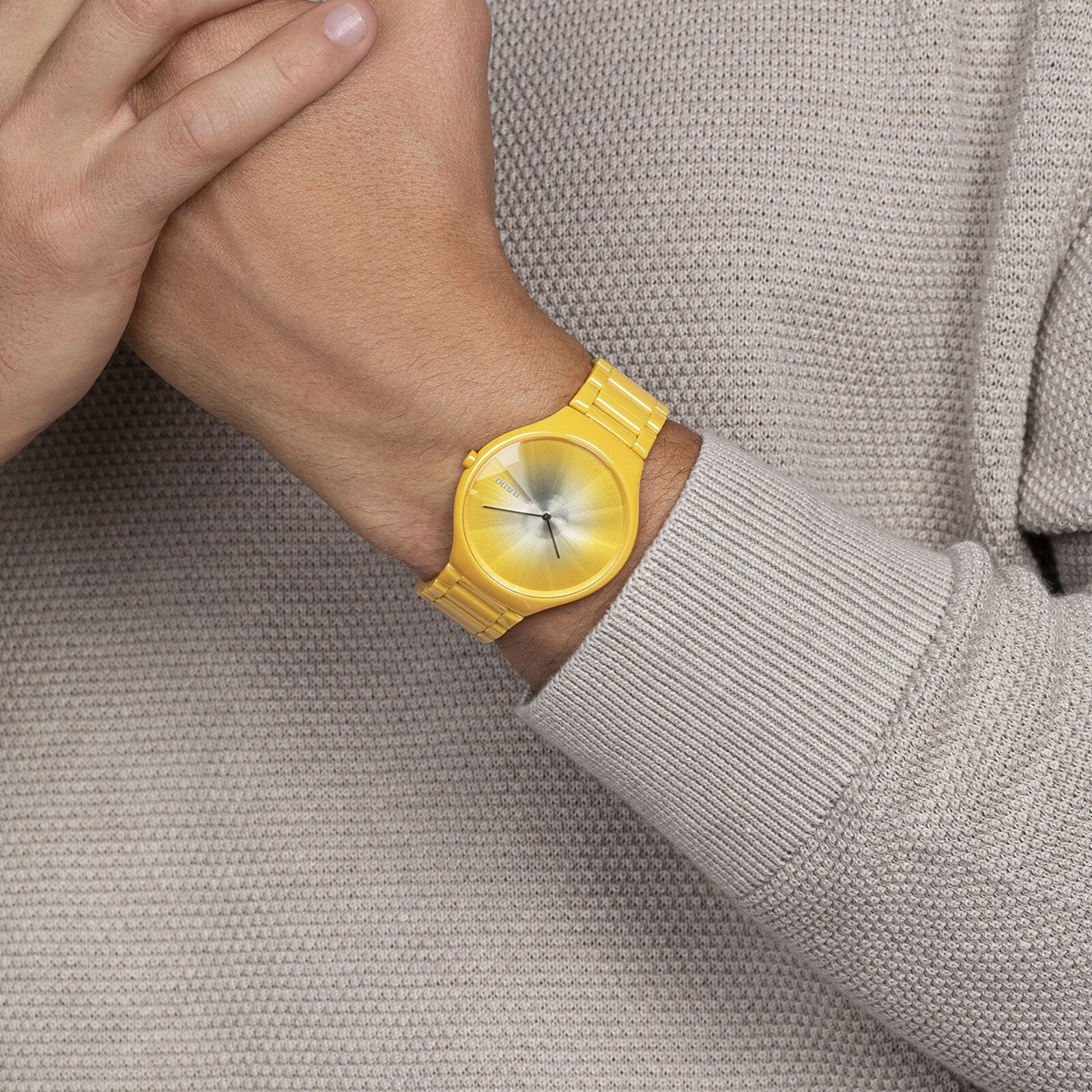 Rado True Thinline R27122252 | Ceramic Quartz Watch | Yellow Dial 38mm - Image 4