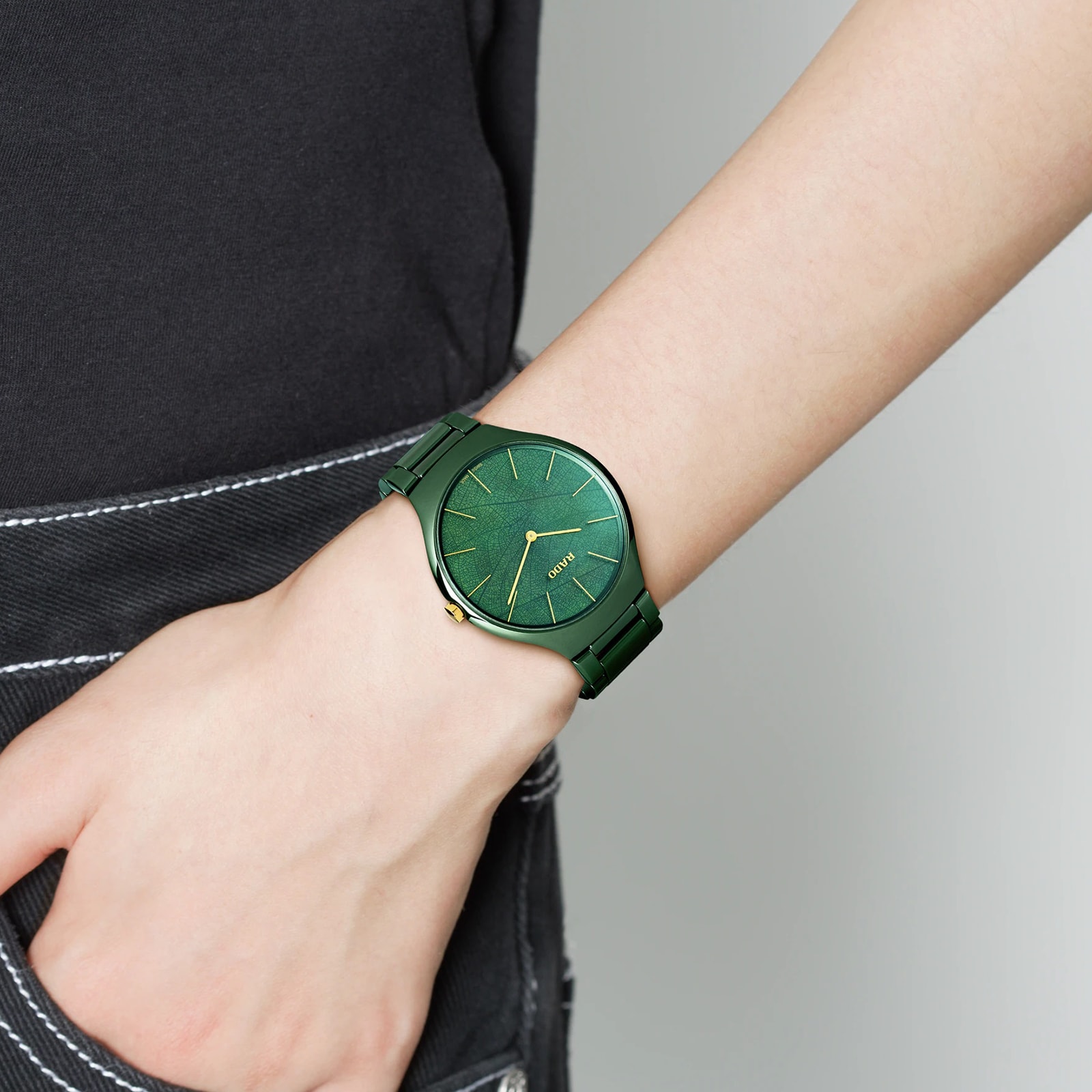 Rado True Thinline Green Ceramic Watch | Quartz 38mm | R27006912 - Image 3