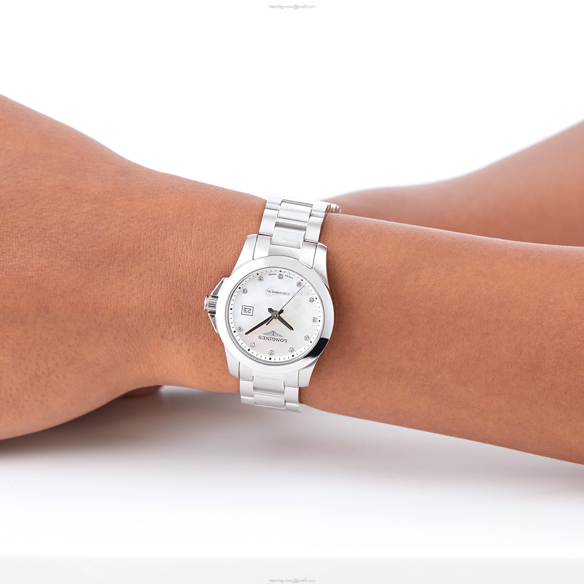 Longines Conquest L33764876 | 30mm Stainless Steel | Mother of Pearl Dial - Image 2