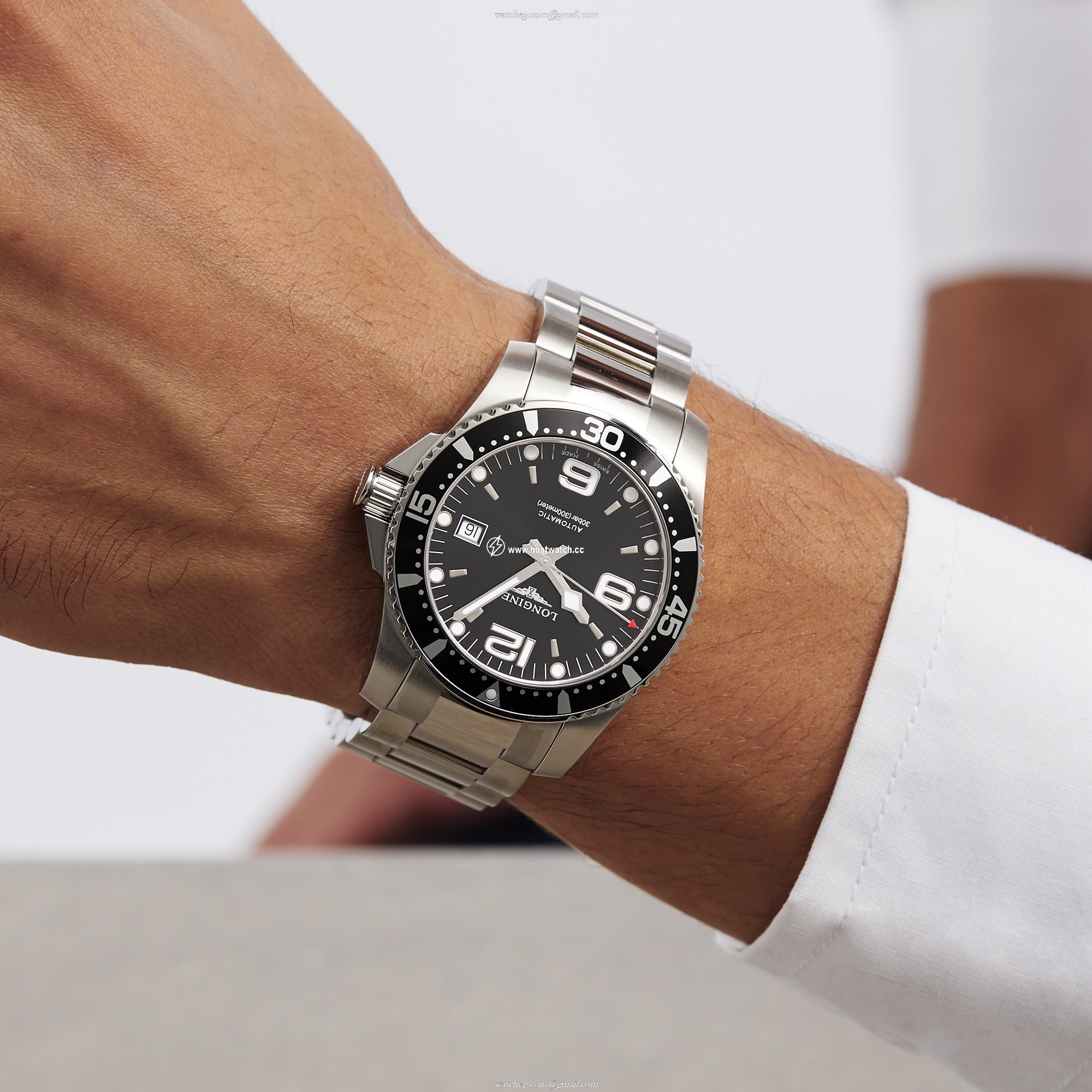 Longines HydroConquest L37424566 | 41mm Automatic Black Dial | 300m Water Resistant - Image 2