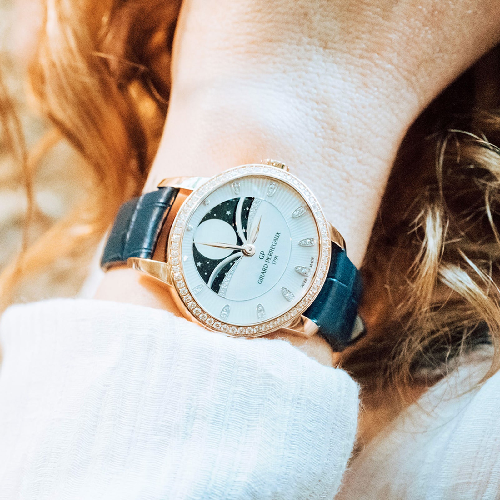 Girard-Perregaux Cats Eye Rose Gold Automatic | Mother of Pearl Dial | 35mm - Image 3