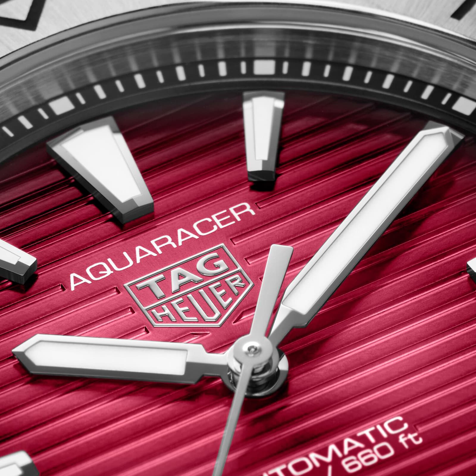 TAG Heuer Aquaracer WBP2114.BA0627 - 40mm Red Automatic Watch - Image 3