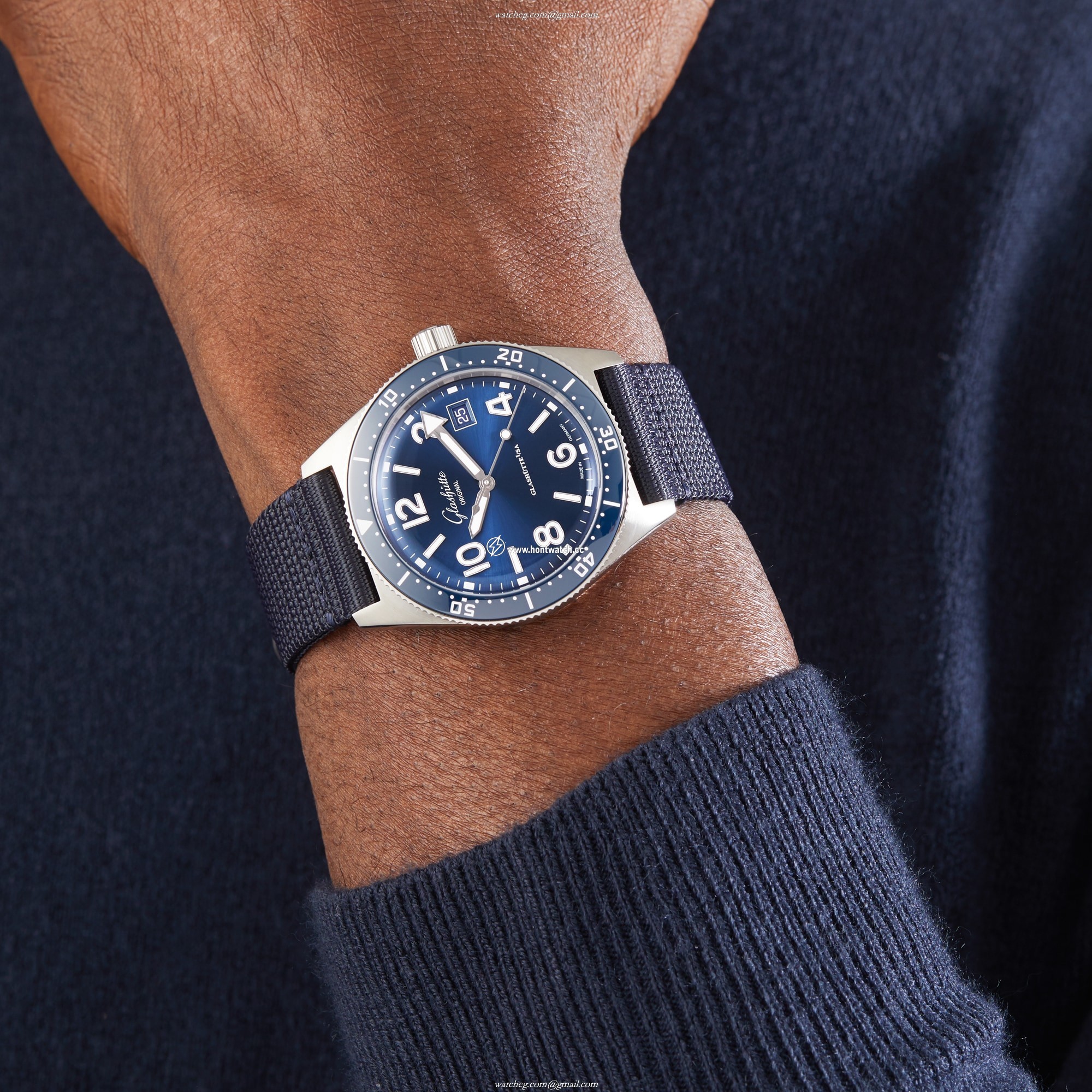 Glashuette Original SeaQ Blue Dial Automatic - Stainless Steel 39.5mm - Image 2