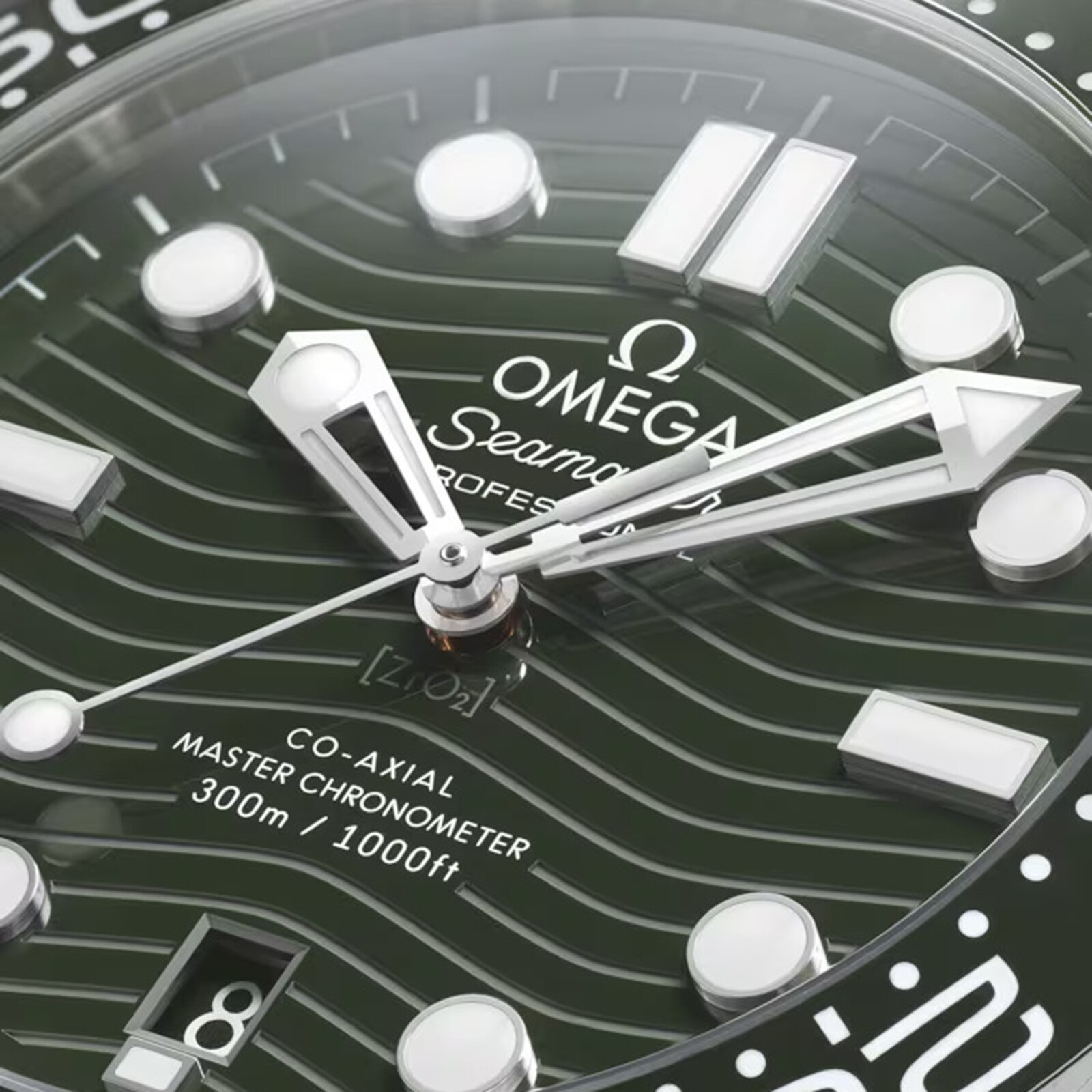 Omega Seamaster O21032422010001 | 42mm Green Automatic | 300m Water Resistant - Image 3