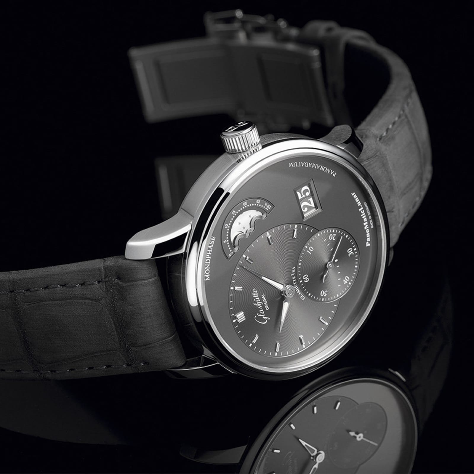 Glashuette Original PanoMaticLunar Grey Dial | 40mm Stainless Steel | Automatic - Image 3