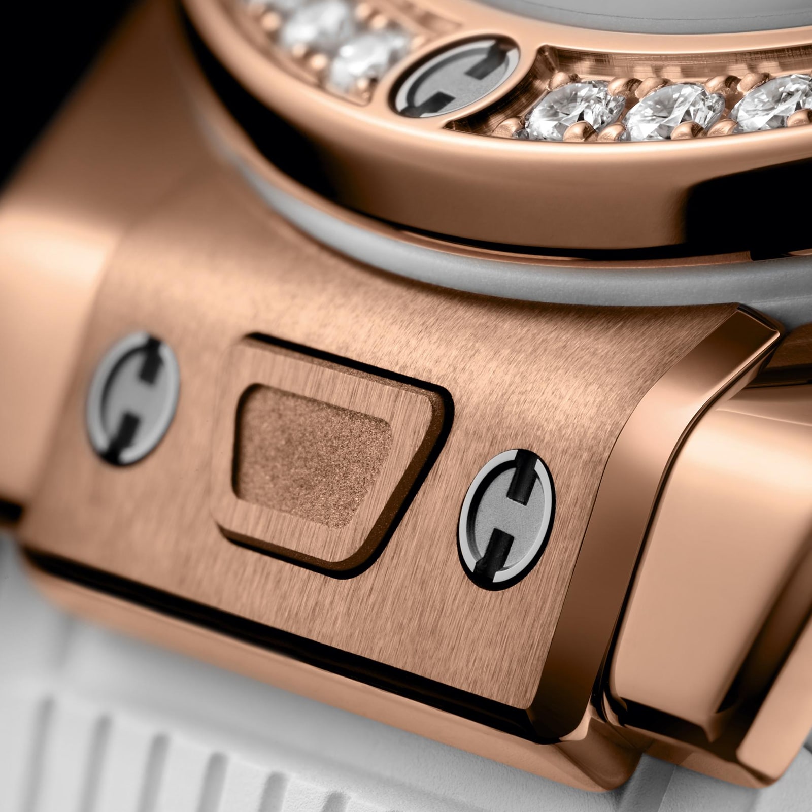 Hublot Big Bang 33mm 18ct Rose Gold Automatic Watch - White Dial & Diamonds - Image 4
