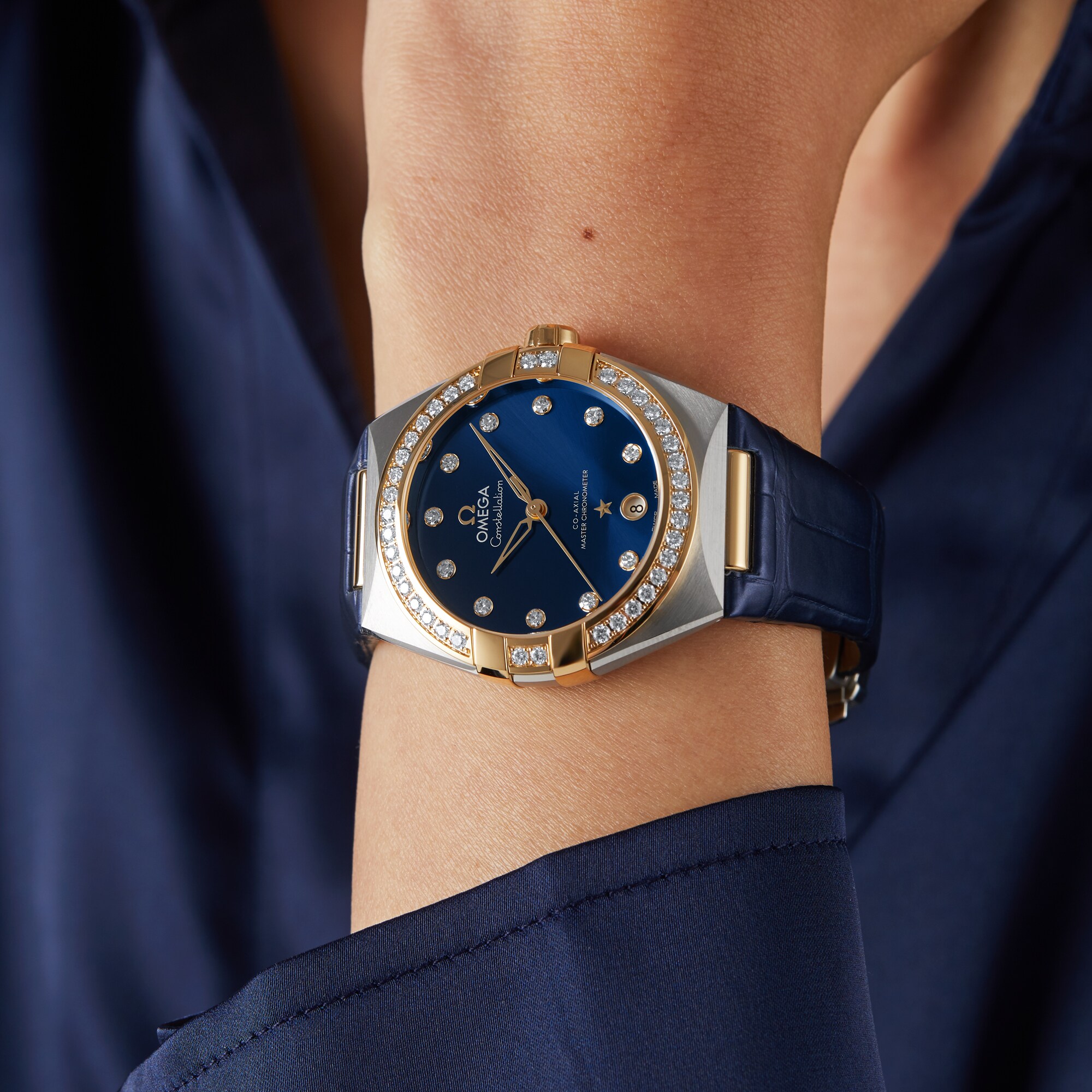 Omega Constellation 36mm Blue Dial | Stainless Steel Automatic | Diamond Bezel - Image 3