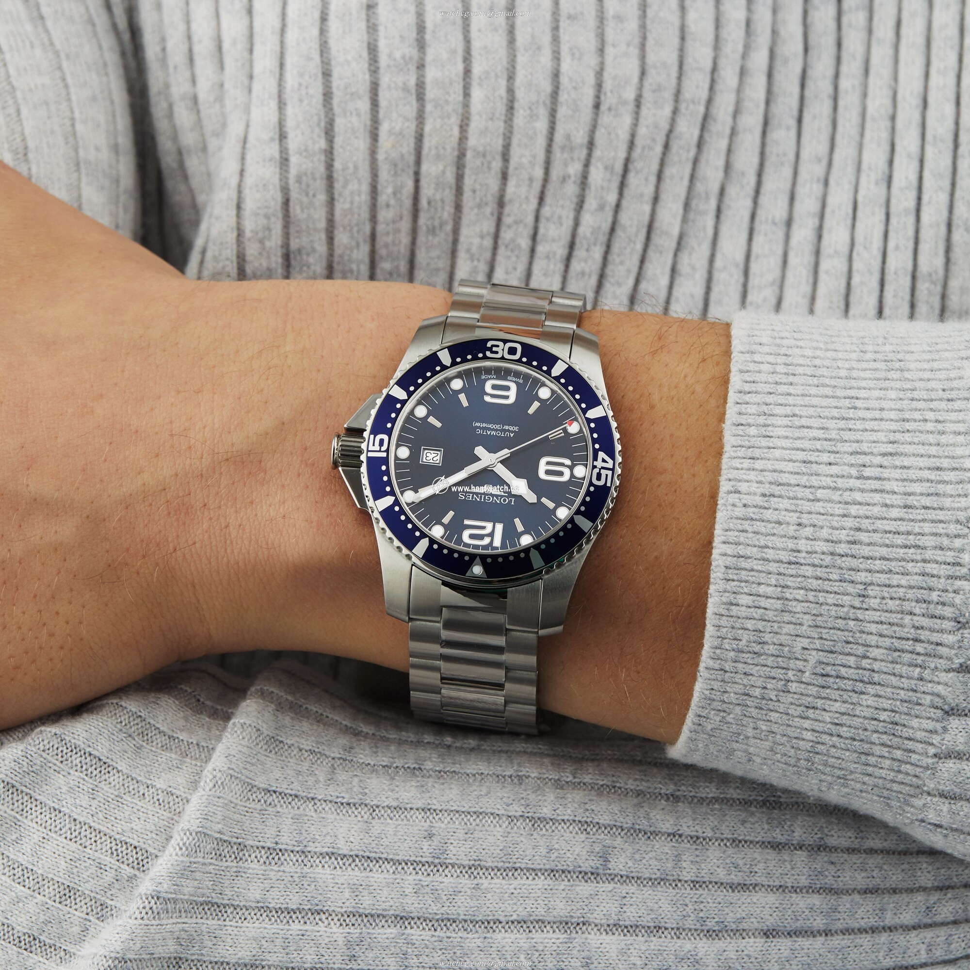 Longines HydroConquest L38414966 | 44mm Blue Automatic | 300M Water Resistant - Image 2