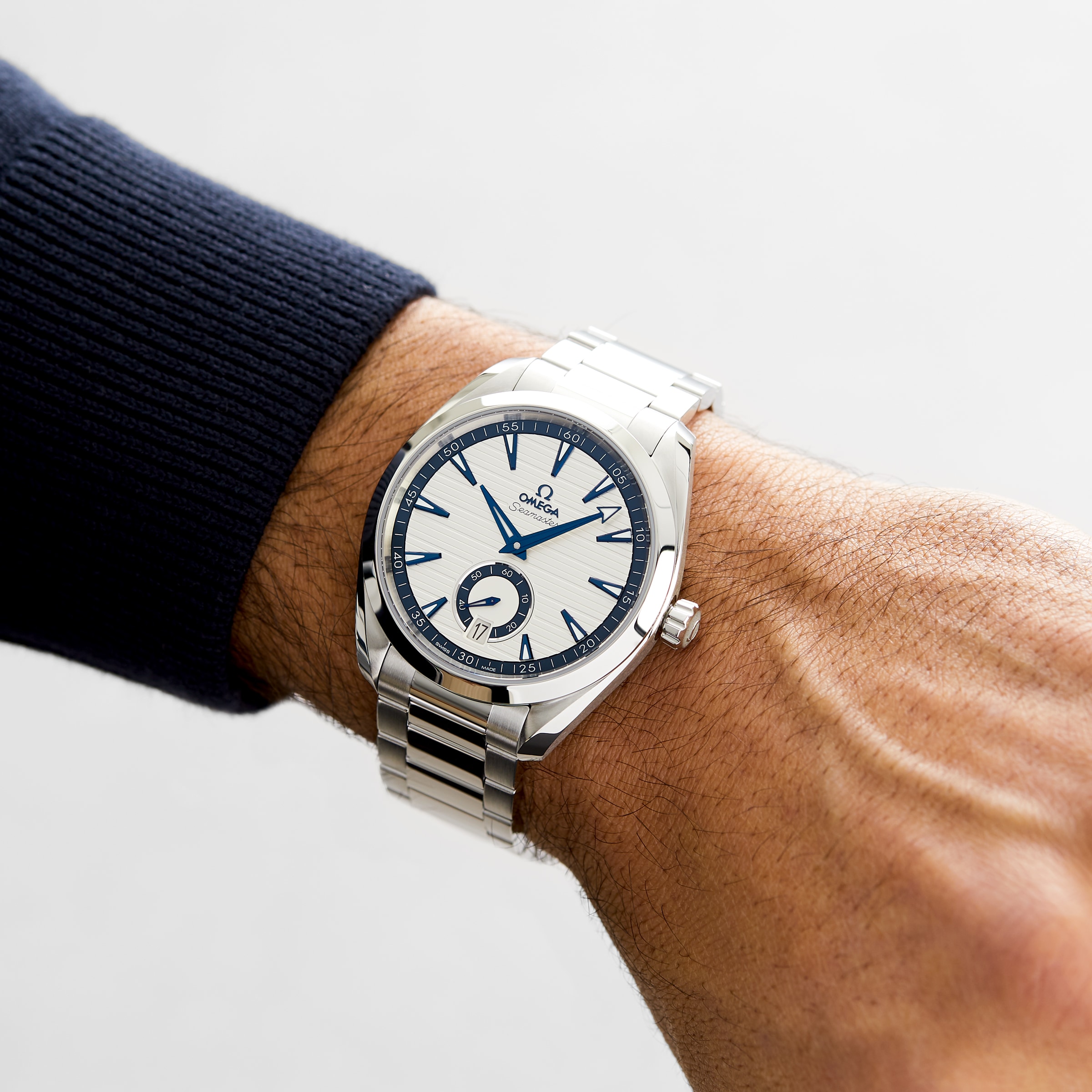 Omega Seamaster Aqua Terra 41mm Automatic Silver Dial Replica Watch - Image 3