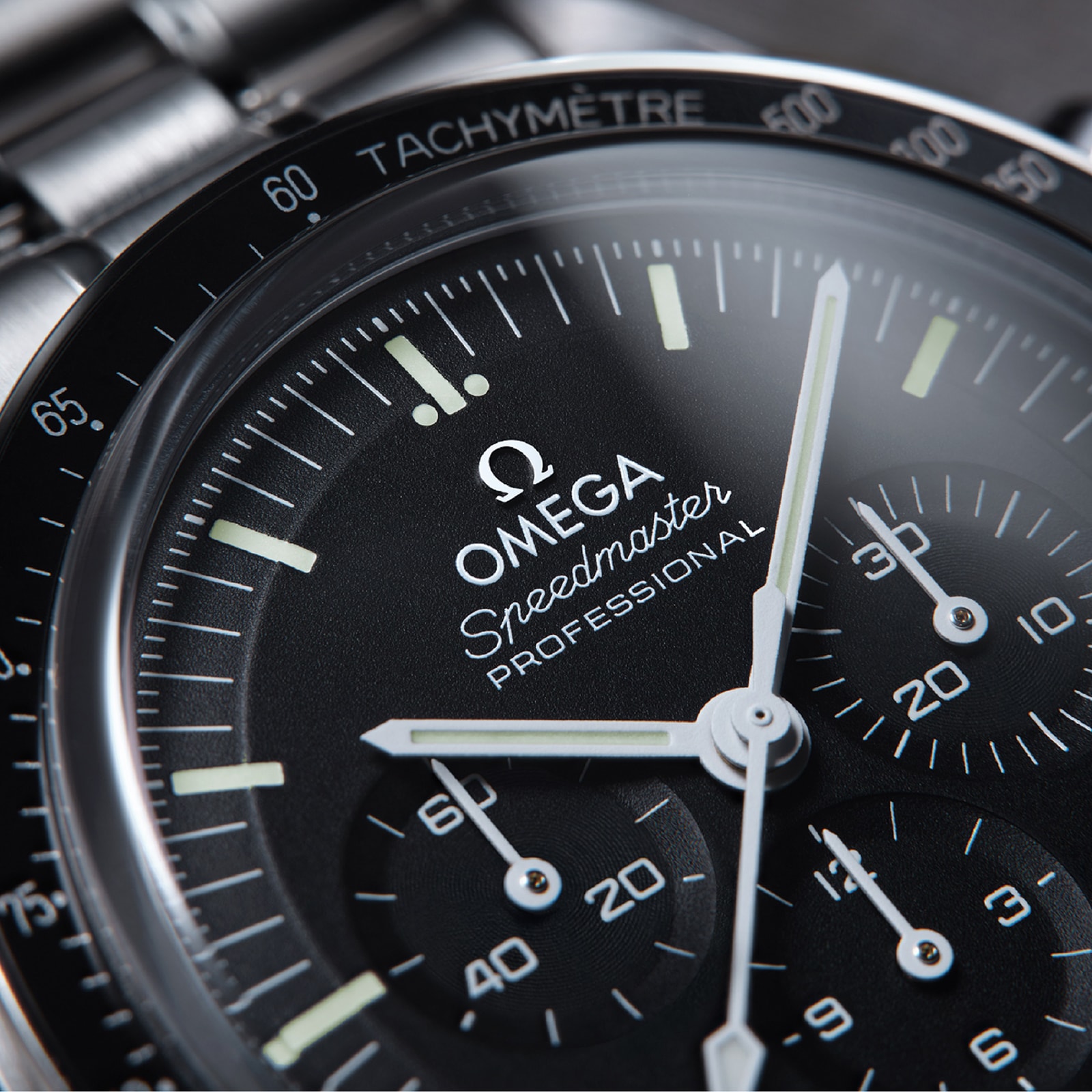 Omega Speedmaster Moonwatch - 42mm Stainless Steel - Manual Winding Black Dial - Image 3