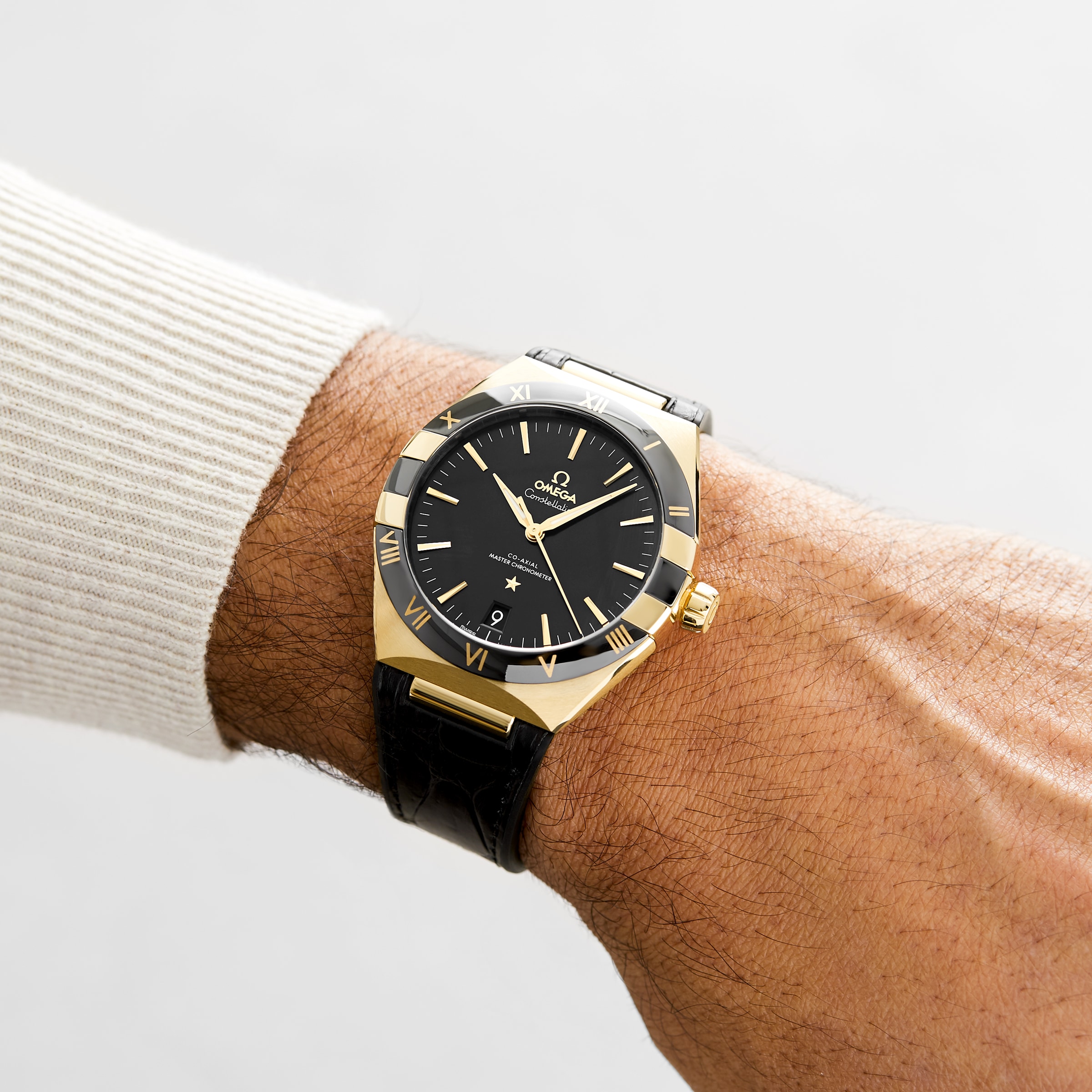 Omega Constellation 41mm 18ct Gold Automatic Black Dial Watch | Replica - Image 3