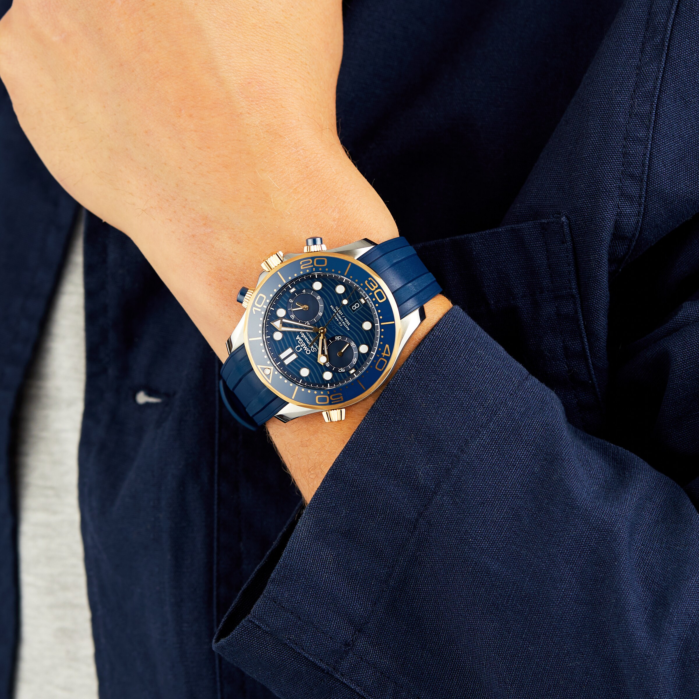Omega Seamaster O21022445103001 | 44mm Blue Dial | Automatic | 300M - Image 3
