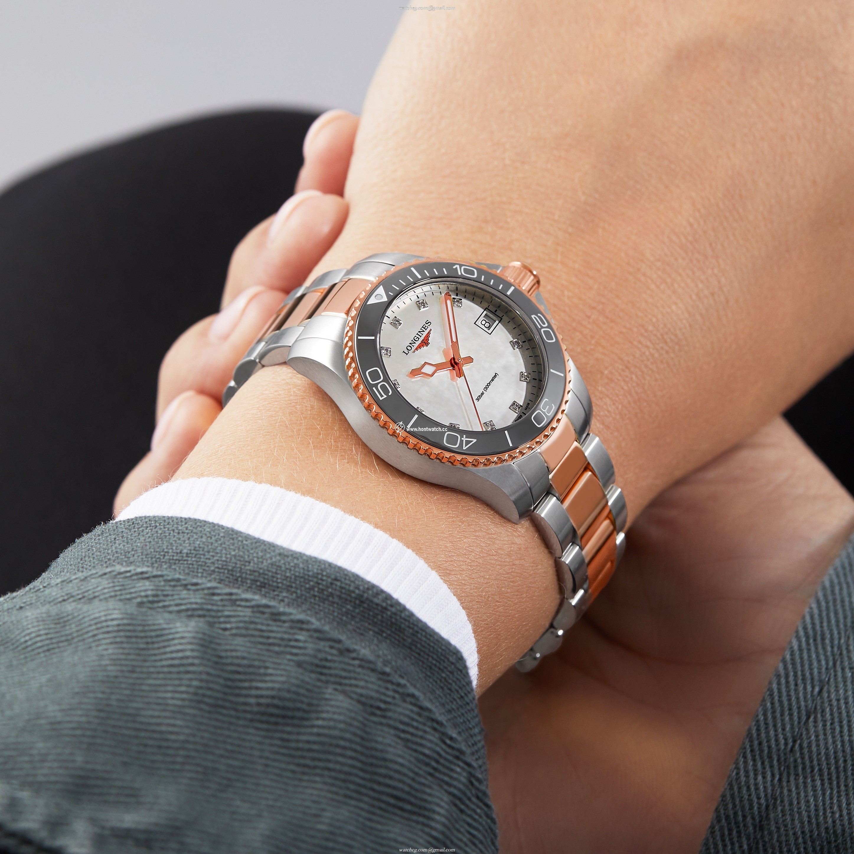 Longines HydroConquest L33703896 | 32mm Quartz | Mother of Pearl & Rose Gold - Image 2