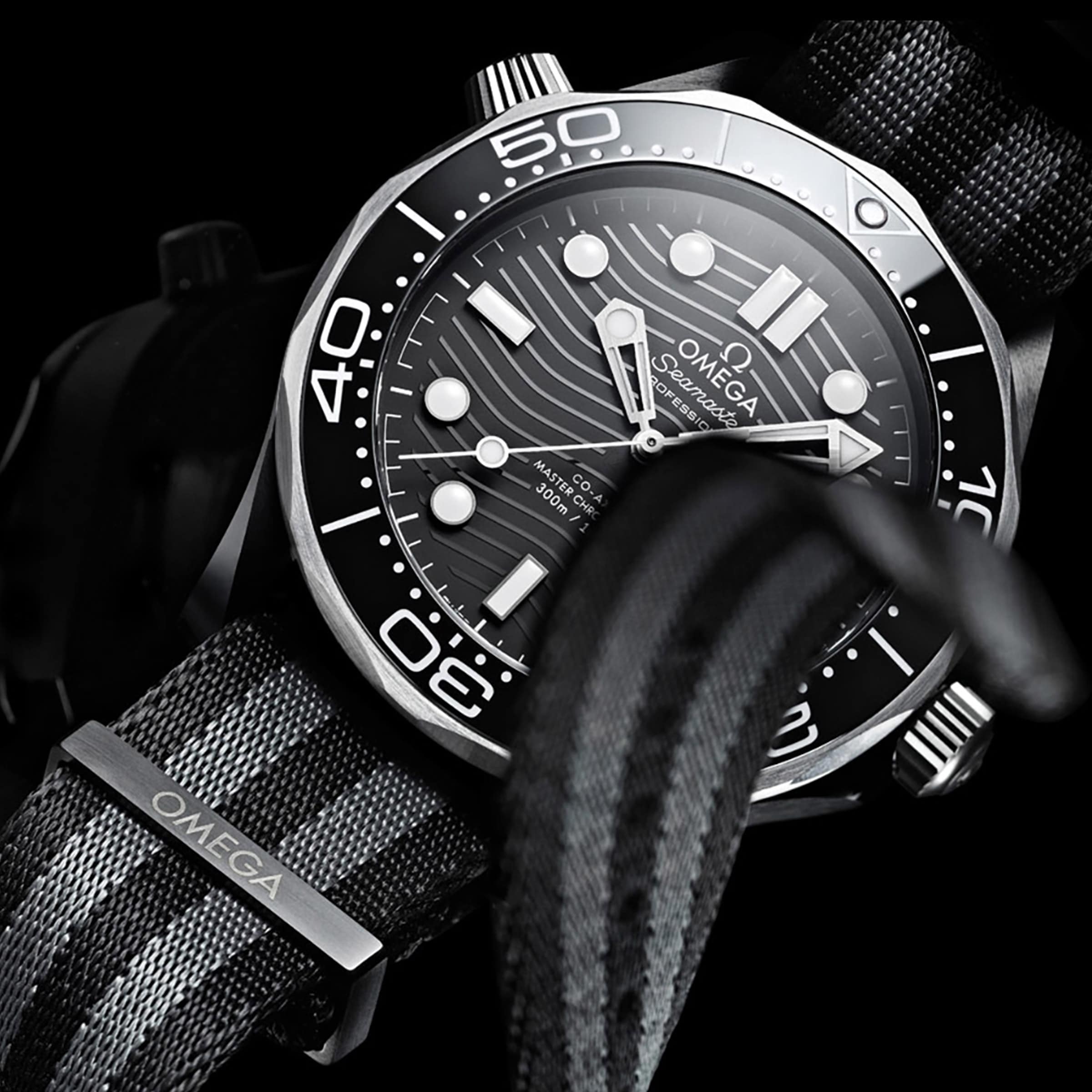Omega Seamaster Diver 300M | 43.5mm Ceramic Automatic Black Watch - Image 4