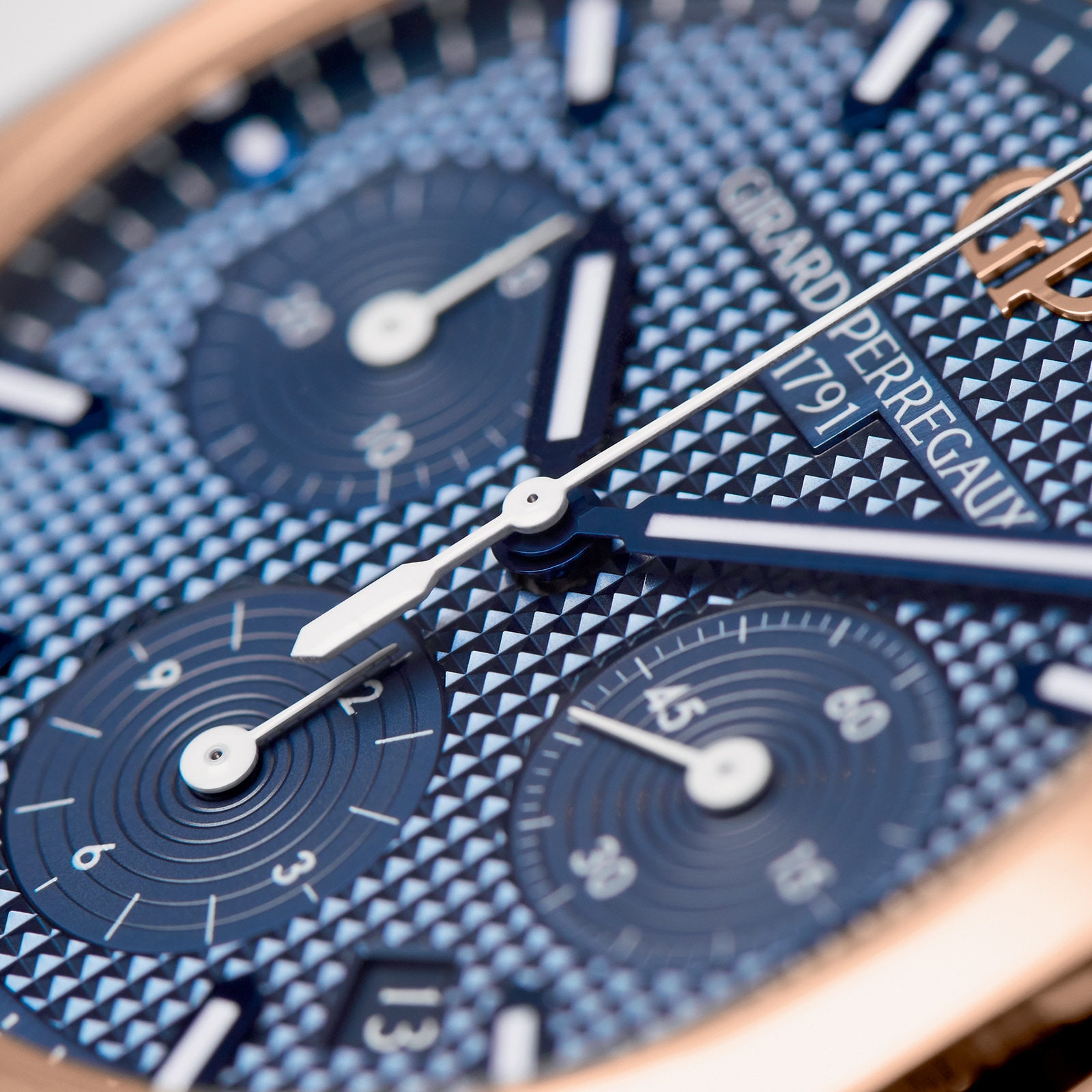Girard-Perregaux Laureato 42mm Rose Gold Automatic Blue Dial Watch - Image 3
