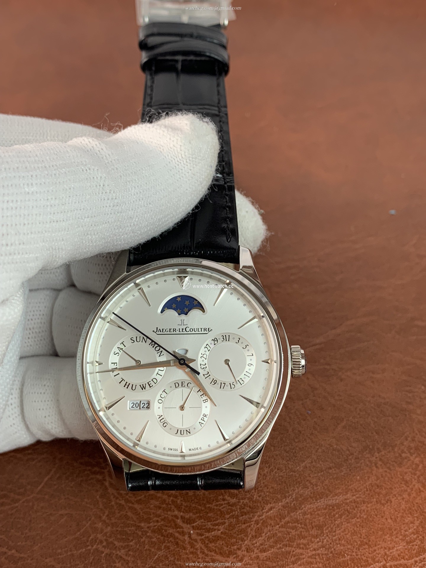 Jaeger Le Coultre Master Ultra Thin Perpetual 39mm Men's Watch - ETA868 Movement