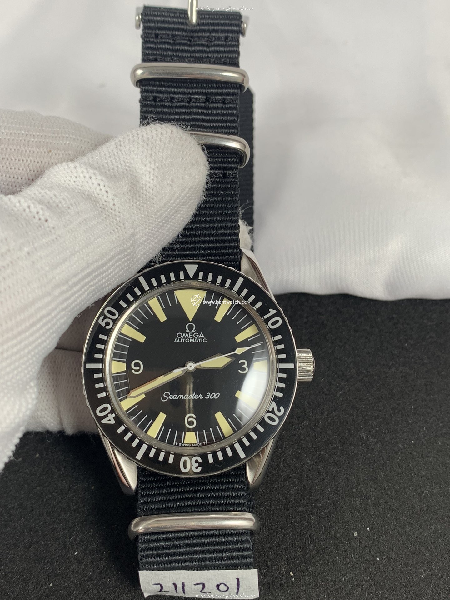 Omega Seamaster 300 1969 Replica Watch - 40mm Men's Automatic - Ref 165.024