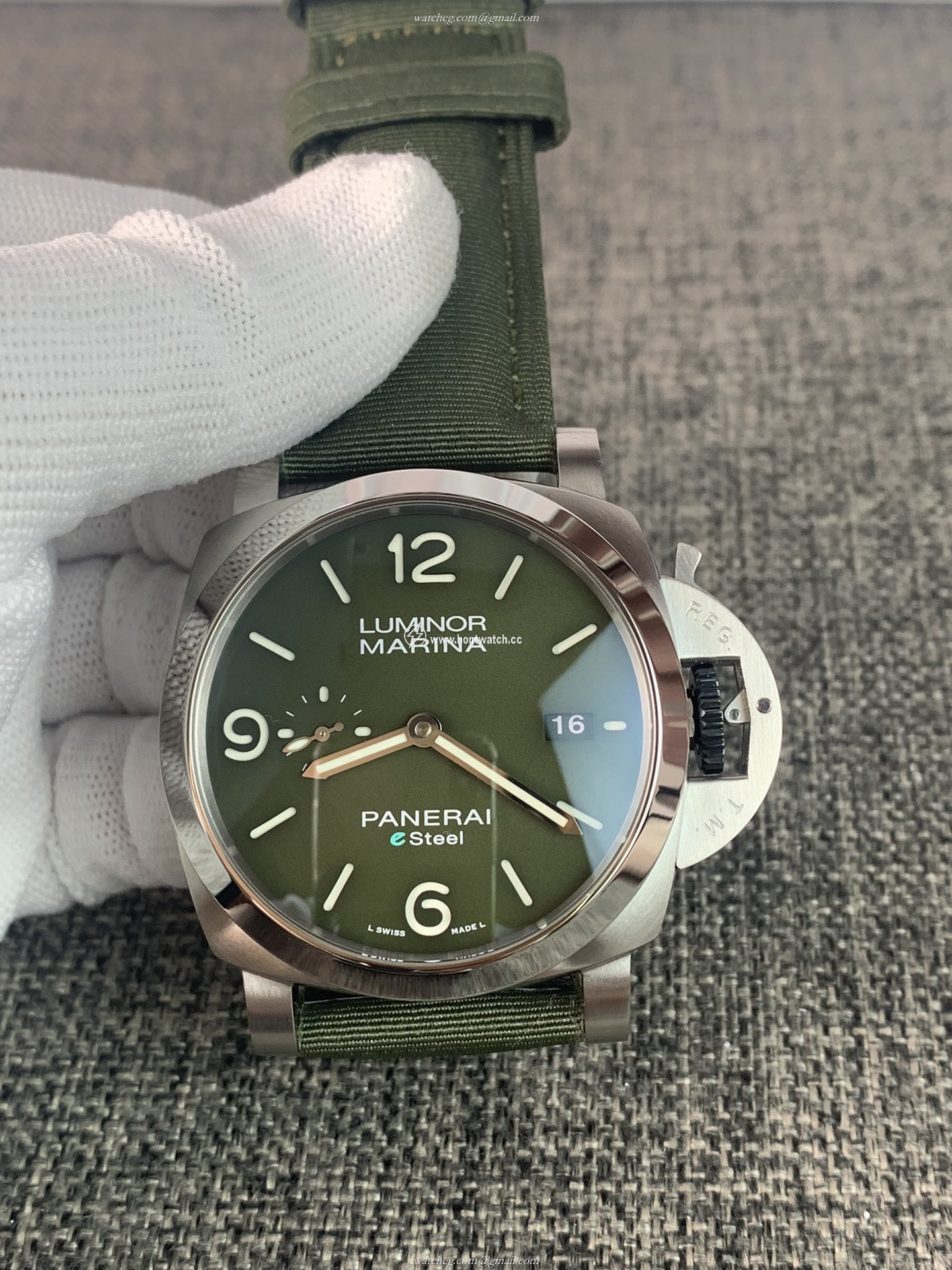 Panerai Luminor 8 Days GMT PAM00233 Replica - 44mm Men's Watch | Swiss P900