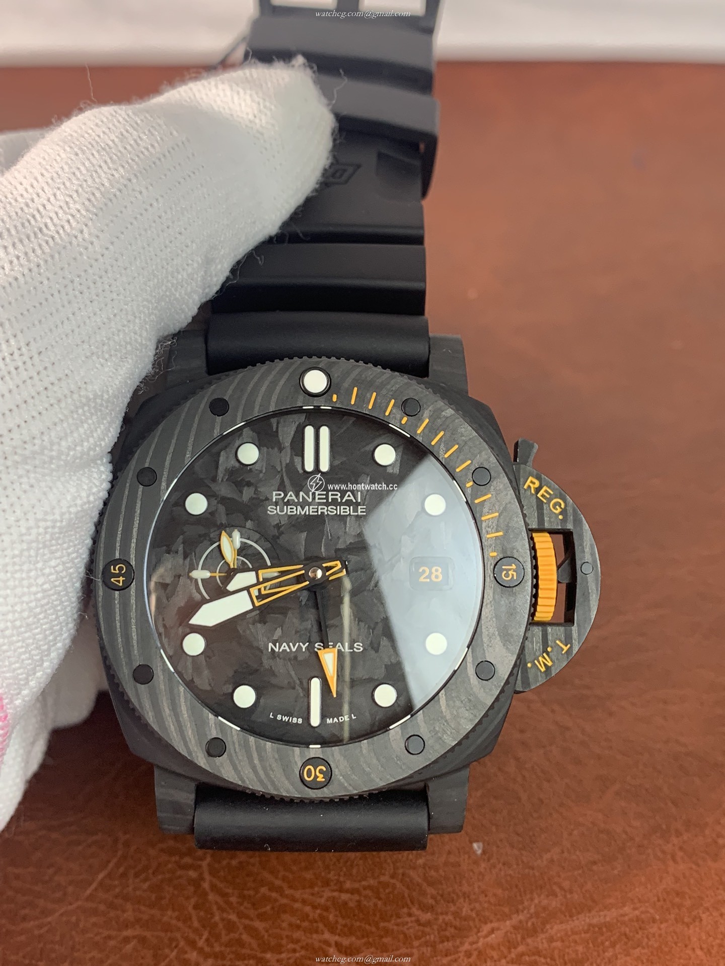 Panerai Luminor PAM1324 Replica - Swiss P900 Movement - 42mm Men's Watch