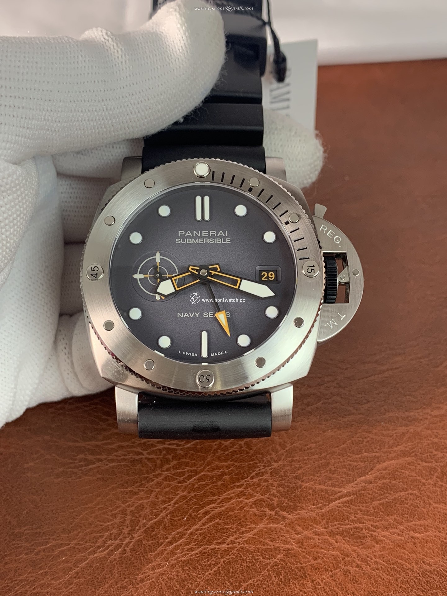 Panerai Luminor PAM01323 Replica Watch - 42mm Swiss P900 GMT - Men