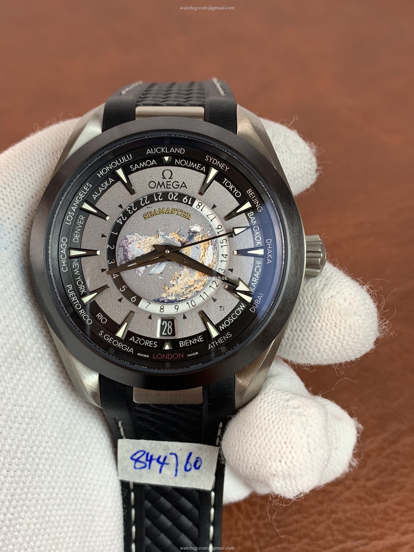 Omega Women Seamaster Aqua Terra GMT Worldtimer 43mm | ETA8938