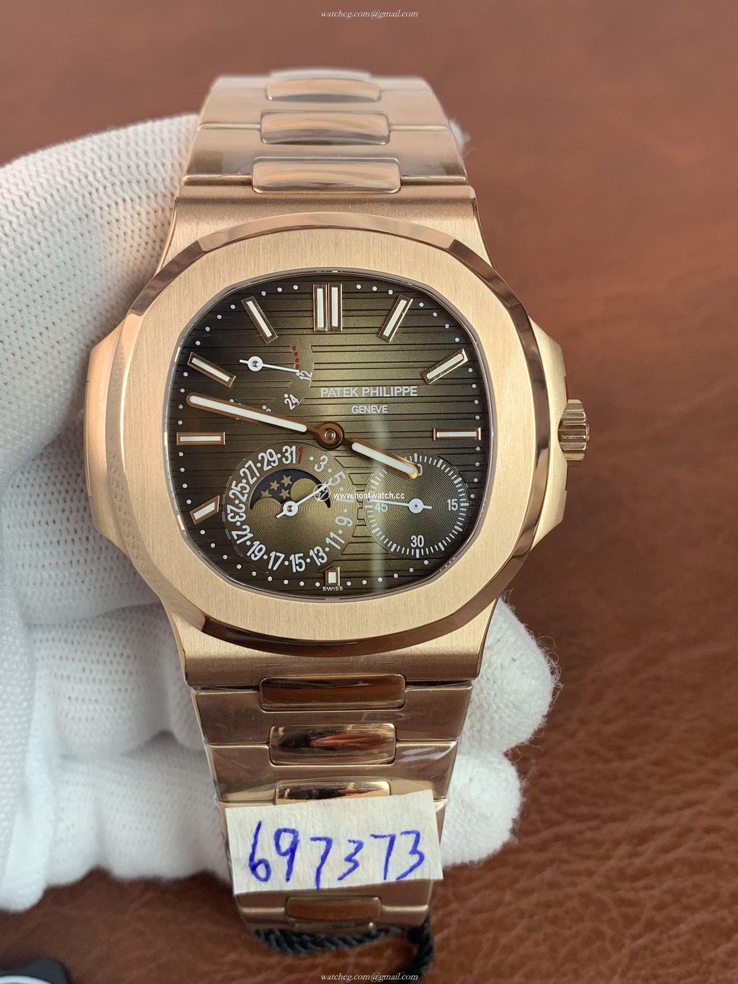 Patek Philippe Nautilus Moonphase 5712/1A-001 Rose Gold Replica Watch | 40mm
