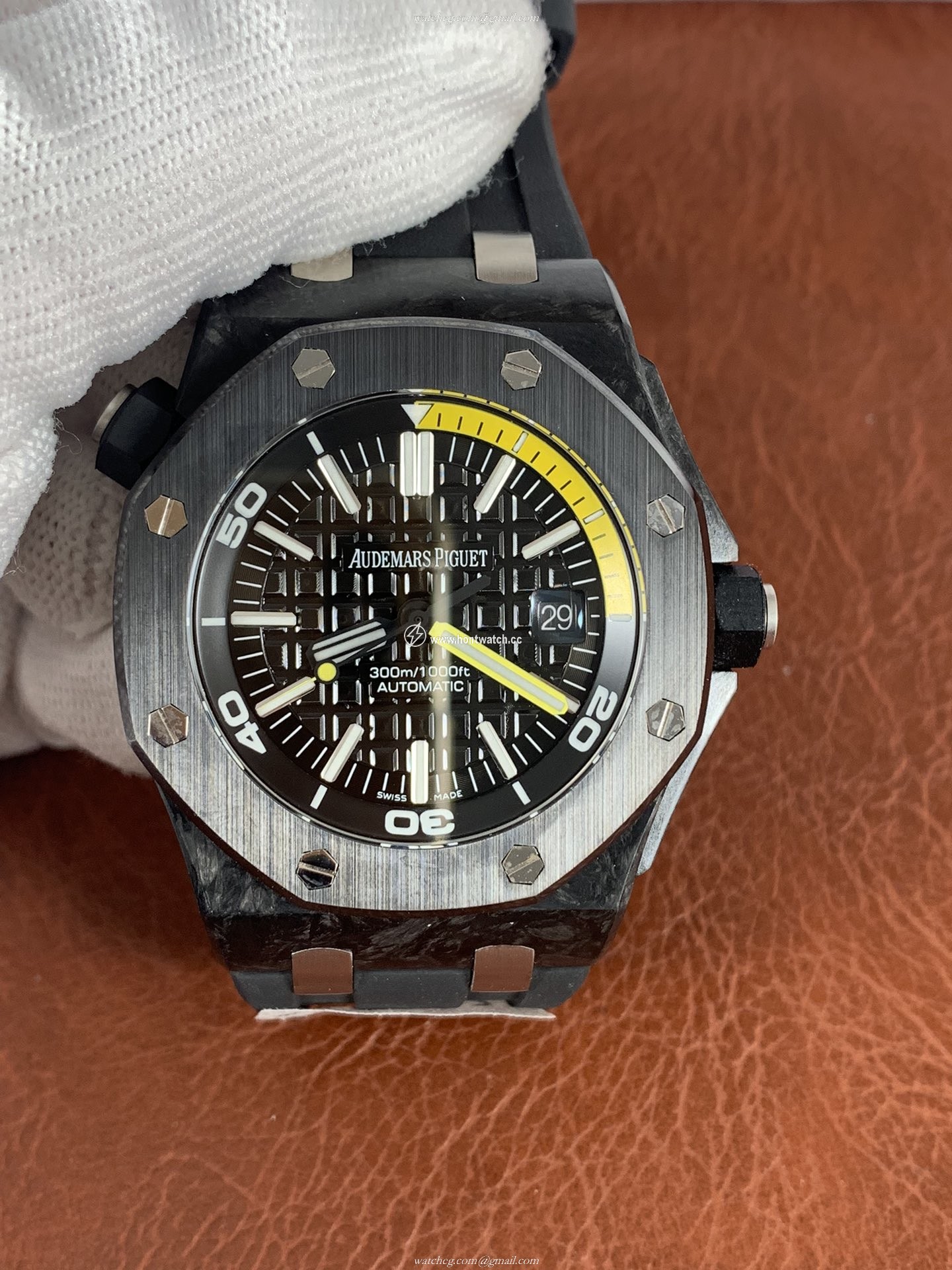 Audemars Piguet Royal Oak Offshore Diver 15706 Replica - 42mm Swiss AP3120