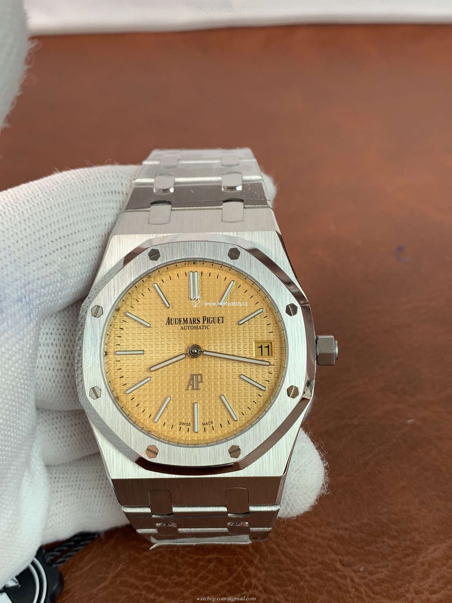 Audemars Piguet Royal Oak 15202BC Replica - 39mm Men's Watch | Swiss Cal.2121