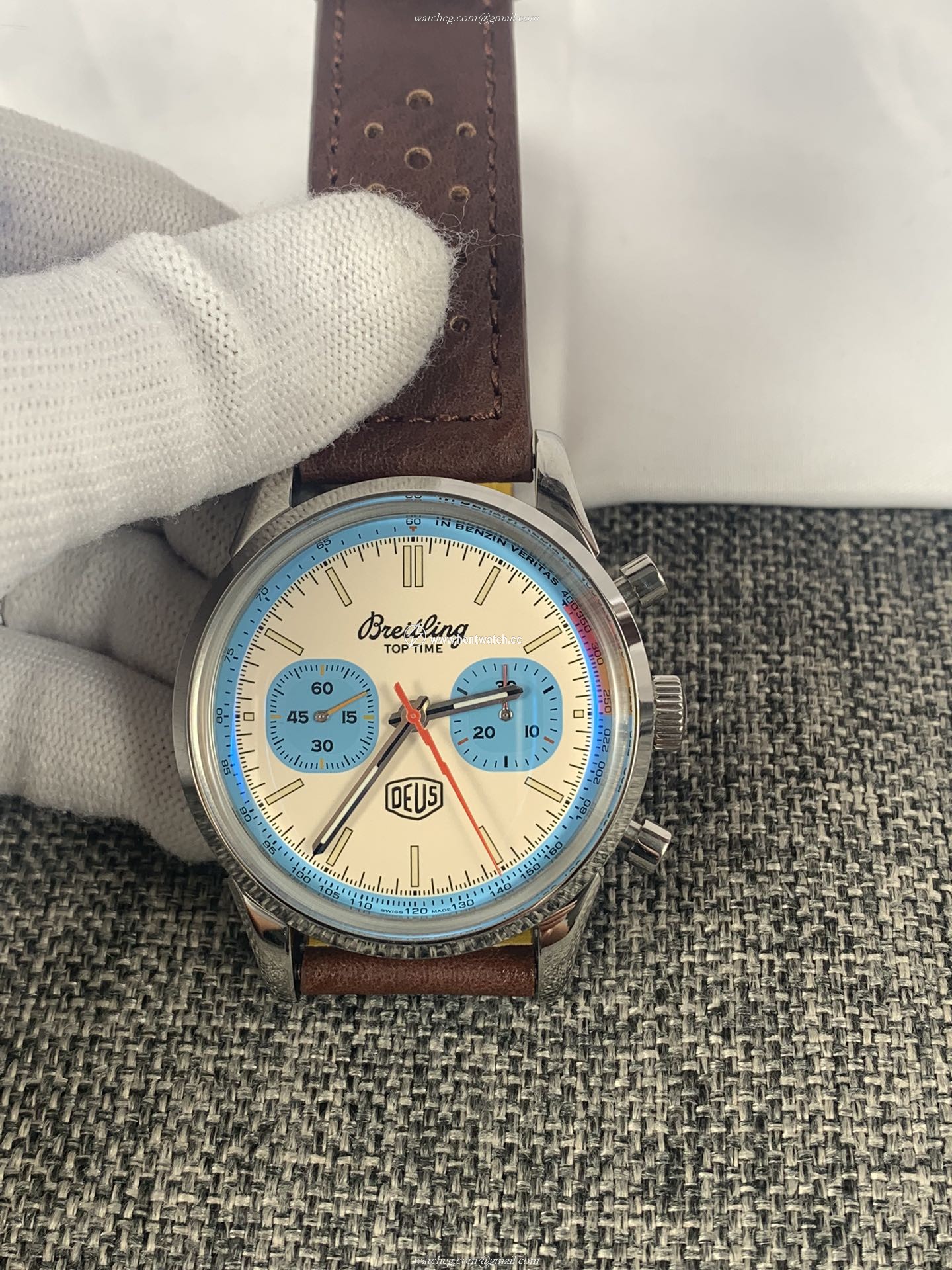Breitling Deus A233112A1A1X1 Replica Watch | Valjoux 7750 | 43mm