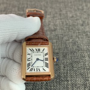 Cartier Tank W1529856 Replica Watch for Men - Quartz 22mm Rose Gold