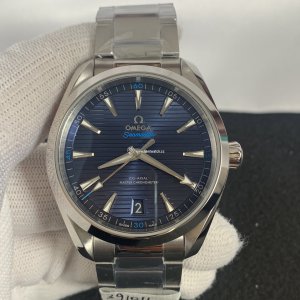 Omega Aqua Terra 150M Replica Watch for Men - 41mm Blue Dial | ETA8800