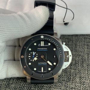 Panerai Luminor PAM00683 Replica Watch for Men - 42mm Swiss P900