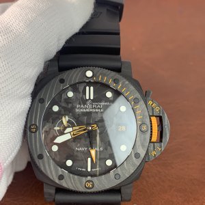 Panerai Luminor PAM1324 Replica - Swiss P900 Movement - 42mm Men's Watch