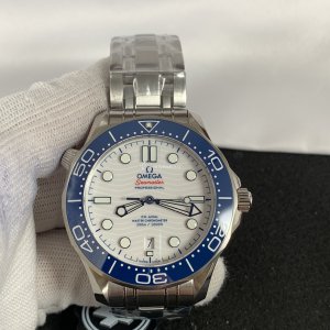 Omega Seamaster Diver 522.30.42.20.04.001 Replica - Swiss 8800 - 42mm Men's Watch