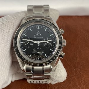 Omega Speedmaster Moonwatch Replica - 42mm Swiss Venus 75 Movement | Men's Watch