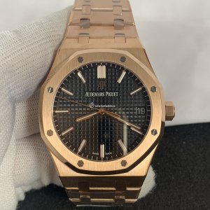 Audemars Piguet Royal Oak 15500OR Replica - 41mm Men's Watch - AP3120