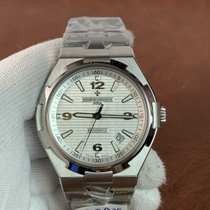 Vacheron Constantin Overseas Mens Watch 47040/B01A-9093 | 41mm Swiss Automatic