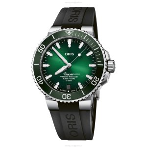 Oris Aquis Date Calibre 400 | 43.5mm Green Dial | Automatic Diver Watch
