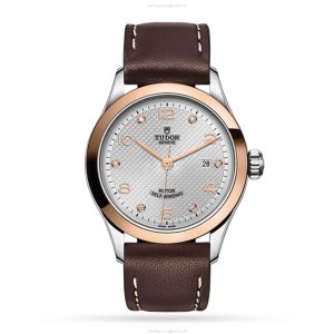 Tudor 1926 M91351-0006 | 28mm Automatic Watch | Silver Dial & Rose Gold