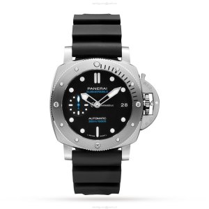 Panerai Submersible PAM00973 - 42mm Automatic Black Dial - 300M Water Resistant